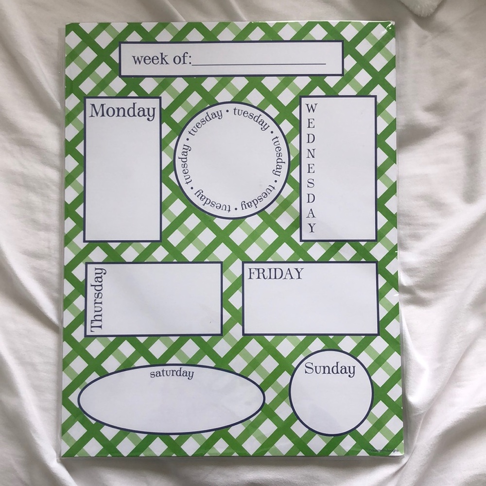 NWT cute weekly schedule pad:)